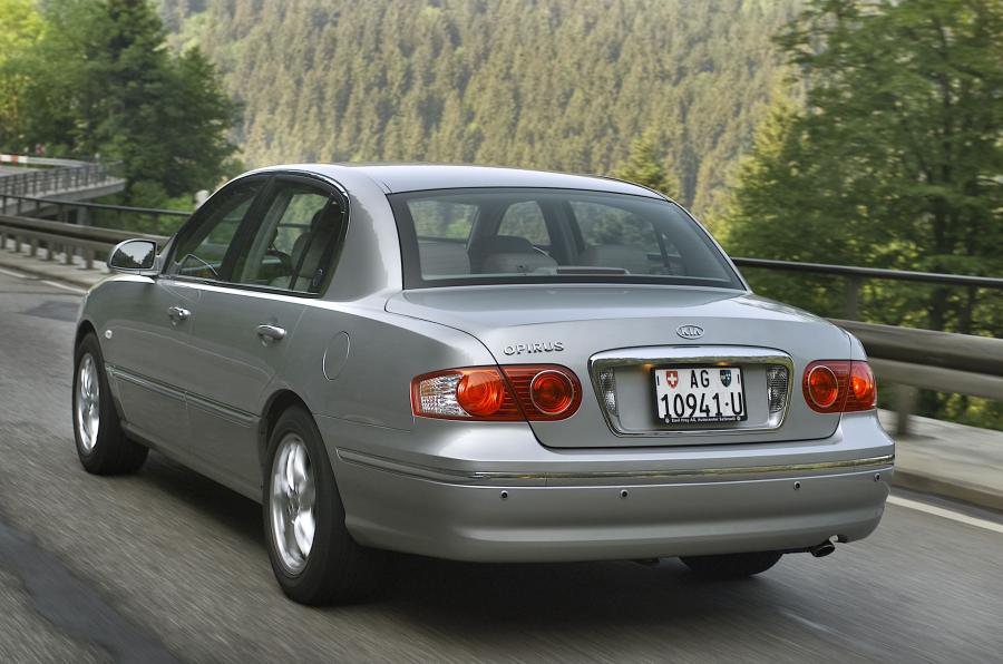  Kia Opirus 2003 года  (фото 31 из 54)